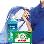Castiga 5 seturi de detergent Ariel si balsam Lenor pentru 100 de cicluri de spalare
