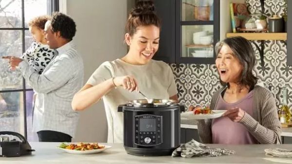 Câștigă un aparat multicooker Instant Pot Pro 8