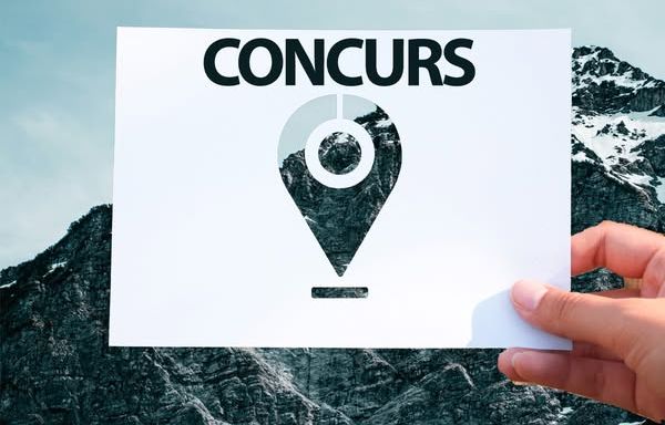 Câștigă un voucher eMAG în valoare de 500 lei