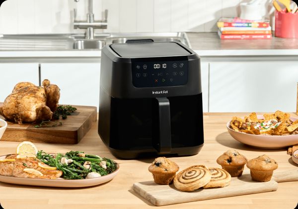 Castiga o friteuză cu aer cald Instant Pot Airfryer Compact ClearCook OdourErase 5L
