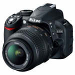 Castiga un aparat foto DSLR Nikon D3100